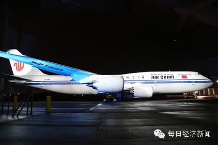 国航引进波音新款巨无霸 可载467乘客航行14815公里
