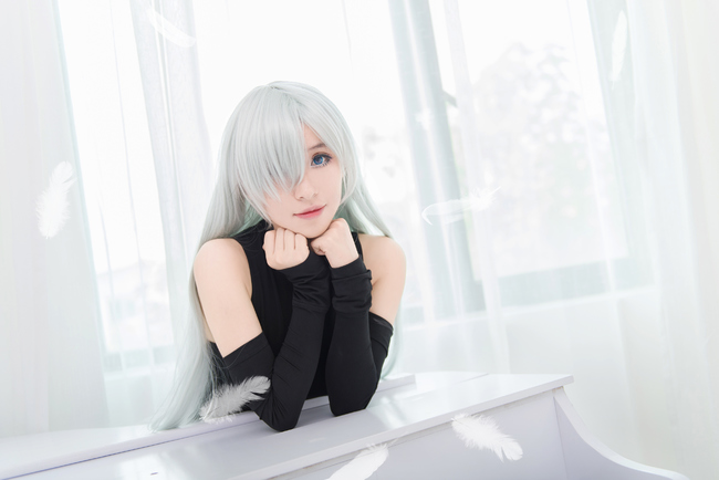 笼中少女美如画!伊丽莎白连体紧身衣cos欣赏